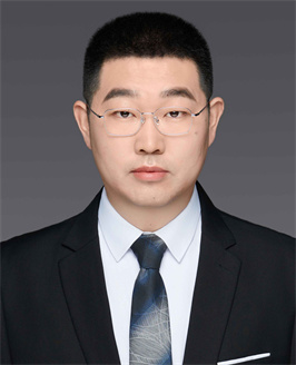 李鹏飞 律师